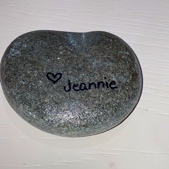 Handmade Decorative Stone with Colorful Butterfly Design - Picture 5 of 6